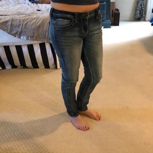 Rock Revival mid rise skinny jeans